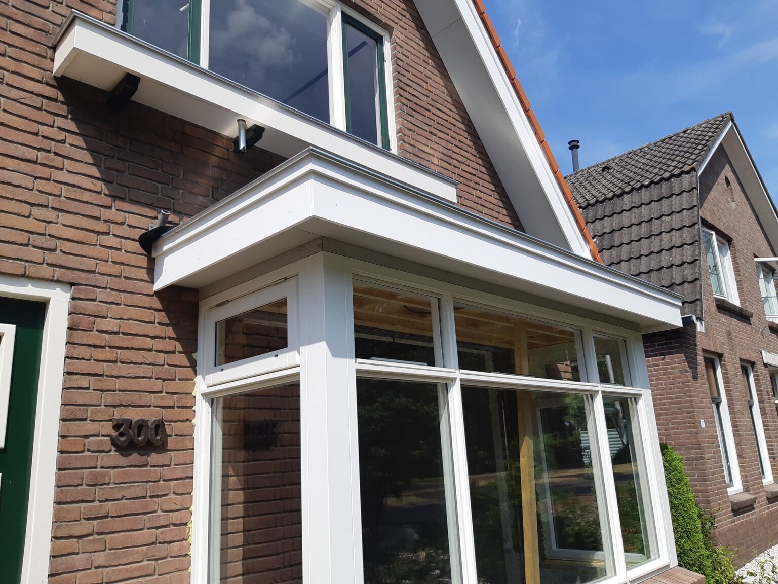 Vakkundig geplaatst zinken gootwerk door Van Tellingen